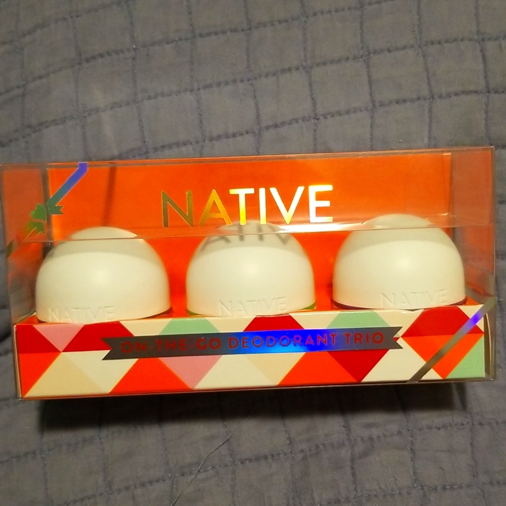 Native Deodorant On The Go Trio Gift Set